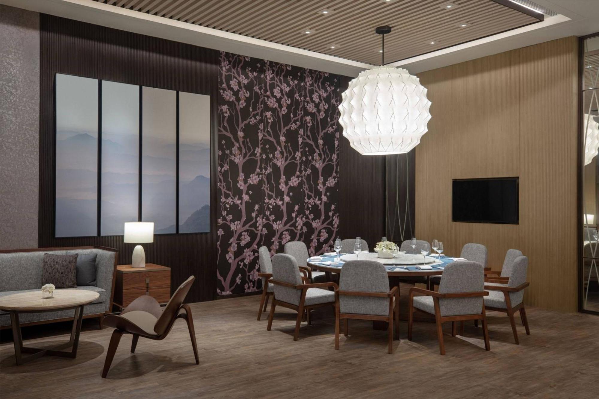 Courtyard By Marriott Jiangsu Taizhou Hotel Exterior photo