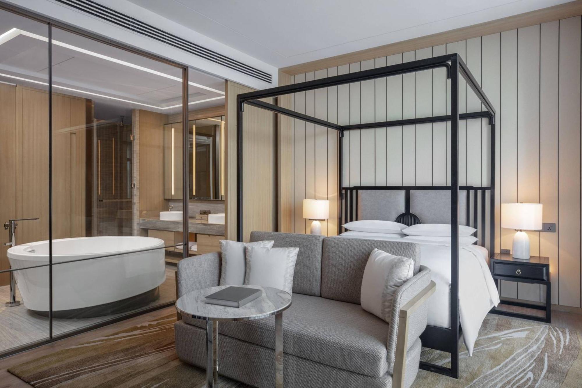 Courtyard By Marriott Jiangsu Taizhou Hotel Exterior photo